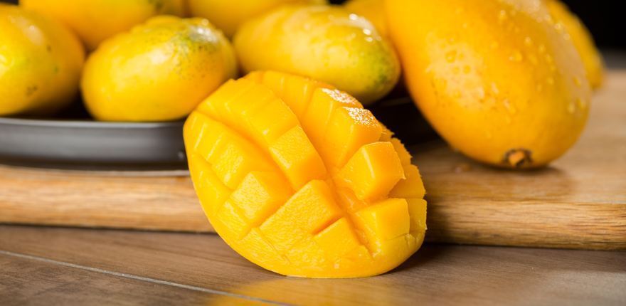 胡萝卜素|子宫光滑的女性,都爱吃以下三种食物,缓解痛经,预防子宫早衰