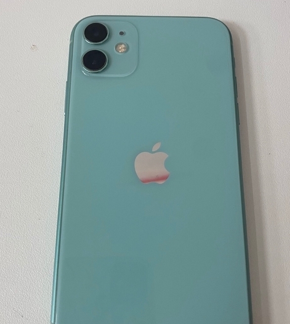 iphone11|这台iPhone上市两年，二手价还要3500元以上，太保值了！