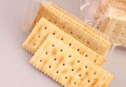 经常吃饼干的人，你多半一直都吃错了，食用以下3种饼干并不健康