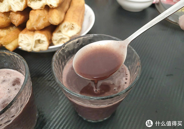 红豆黑米枣浆|1999元的破壁机有多好用？不用手洗、鱼都能做成“豆浆”