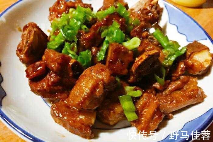 我会教你怎么在家常菜吃饭,做起来很容易,所以你不需要去餐馆