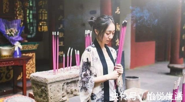 因果!佛教人走背运时,心中默念3句话,好运自然来!