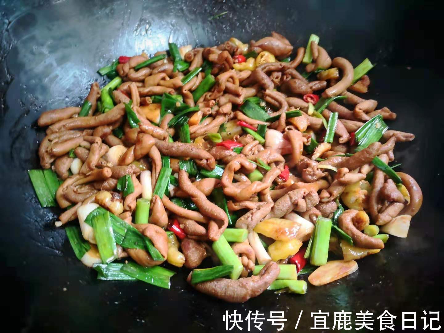 鸡肠|夏天，吃鸡鸭鱼肉不如吃它，5元一斤，入口鲜香又好做，特解馋