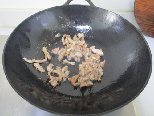 个子|父母个子不高，孩子却可以窜到1米8，原来是因为经常吃“它”！