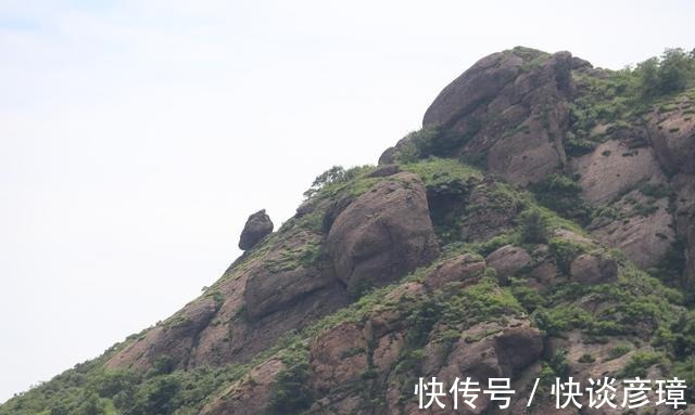 山组|看图：烟台海阳林寺山上的奇石多，有块“风动石”很出名