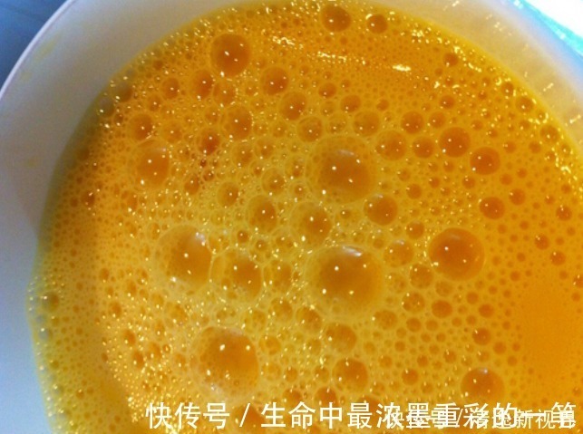 做西红柿炒蛋,有人先炒西红柿,有人先炒蛋,都错了!大厨教你做