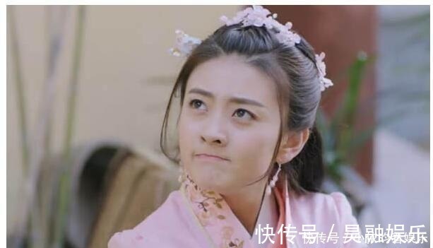 才子们@少女一上联:“午朝门外,排两班,文文武武”,乞丐一下联,绝了