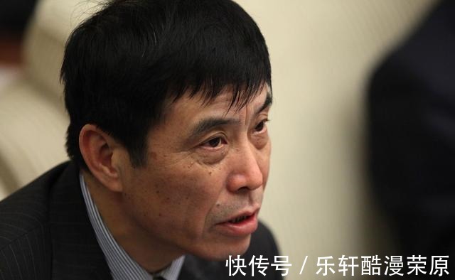 黑哨|央视点赞并报道,职业俱乐部却屡遭黑哨,球迷质问足协你的脸呢
