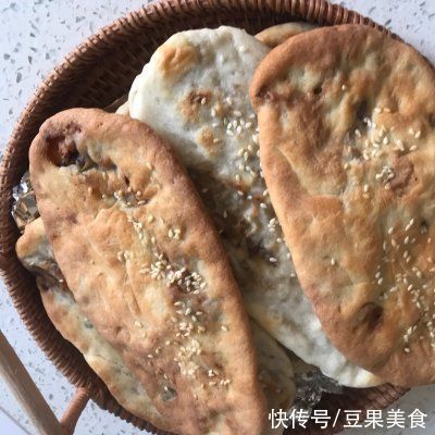 紫苏酱|第一次尝试梅干菜鲜肉锅盔，没想到这么好吃