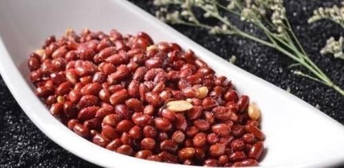 难怪花生炸不香脆，30年大厨：不能直接下锅，关键在下锅前一步