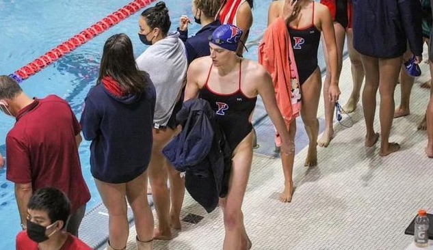 nc前阵称霸女子游坛的男跨女运动员被一个女跨男运动员打败!