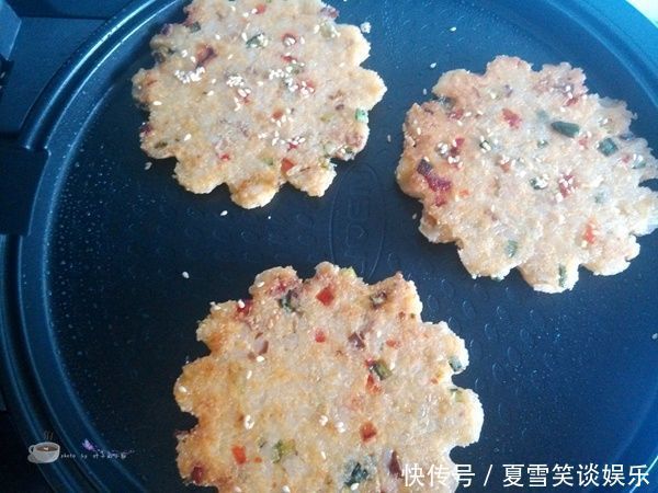 零食|一碗剩米饭,巧做一堆米饼,香爆了,好吃到哭,还可以当作零食
