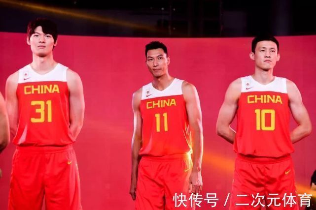 小加索尔|CBA搅屎棍让人愤怒!王哲林出面攻破谣言,这2项数据大王前无古人