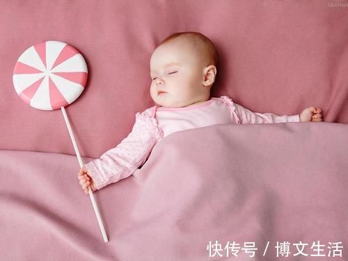 睡眠环境|为什么宝宝困想睡觉都要哭闹一下？直接睡不好吗？