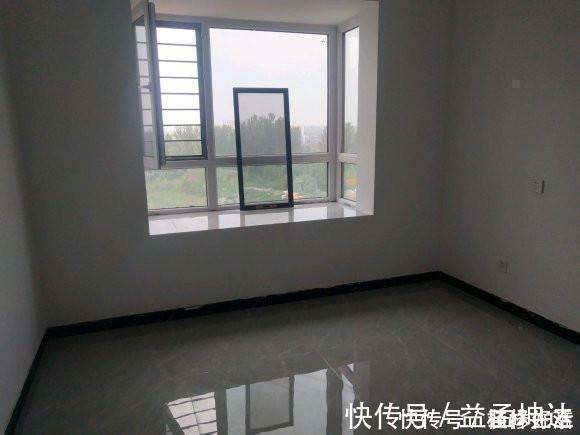 装修|套内90平,大舅子装修才花4万5,石膏线一圈800元,1个多月就完工