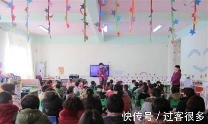家长|幼儿园开家长会,一家长穿着“工作服”被嘲讽走错地方了吧