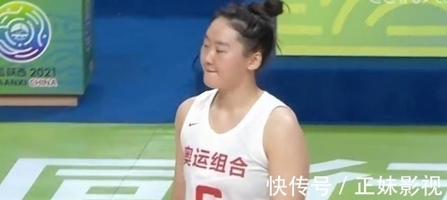 韩旭|中国女篮100-52狂胜夺冠,单节29-7悬殊比分,韩旭18+9李月汝14分