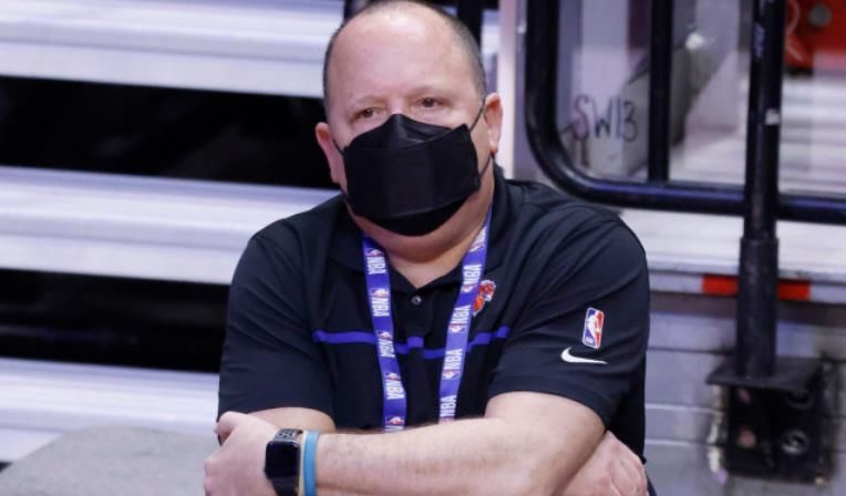 布拉德|尼克斯内部商讨过为2022年休赛期保留薪资空间的可能性