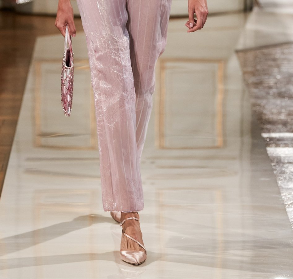 87岁的阿玛尼老爷子，依然是把高级做得最优雅的人|T型台 | shine