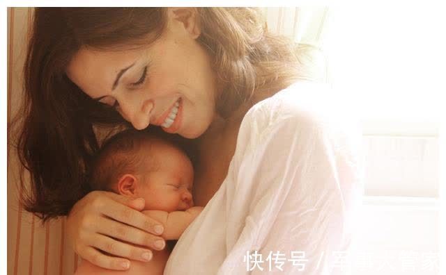 剖腹产|为啥宝宝才出生就要进行母乳喂养?关于开奶,这些方面要提前了解