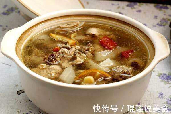 炖鸭只知道放底料，多加这一样，去腥除膻，汤汁更美味