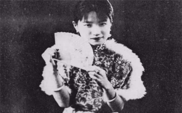 男人|18岁成交际花比林徽因漂亮,被徐志摩等三个男人深爱,却很凄苦