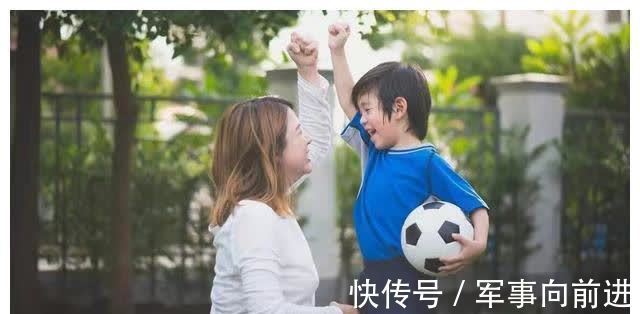 芳华|身为父母,要尽早告诉孩子,这“六个字”,可以让他受益终身