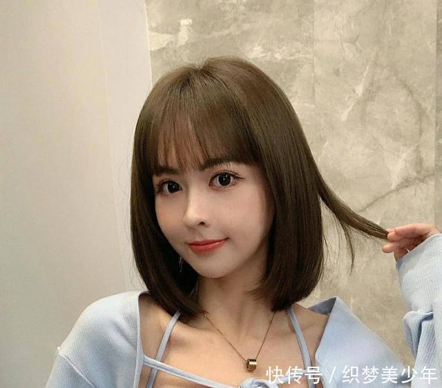 羊毛卷|不要再留黑长直了,羊毛卷时髦,空气刘海温柔,锁骨发俏皮