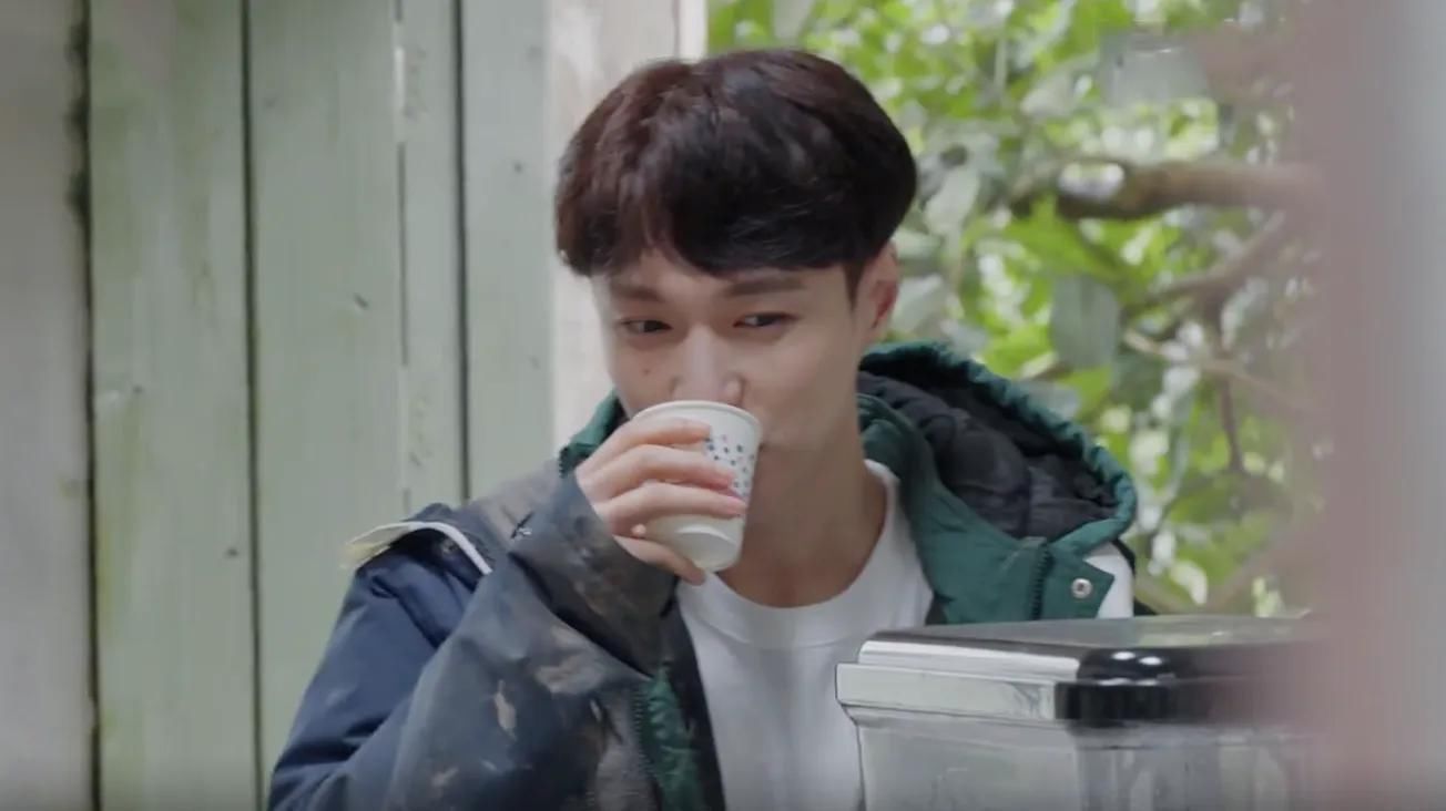 張藝興破相,到蘑菇屋第一天就受傷,節(jié)目組卻不敢公開(kāi)受傷過(guò)程