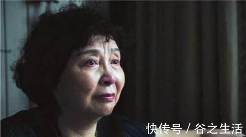 产妇|64岁生娃的“最老产妇”,为了两个女儿不敢退休,如今生活乱糟糟
