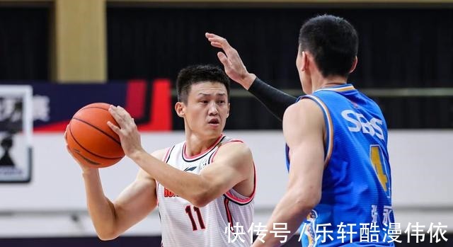 刘传兴|只能回CBA中国男篮强力中锋或被放弃,网友去广东!