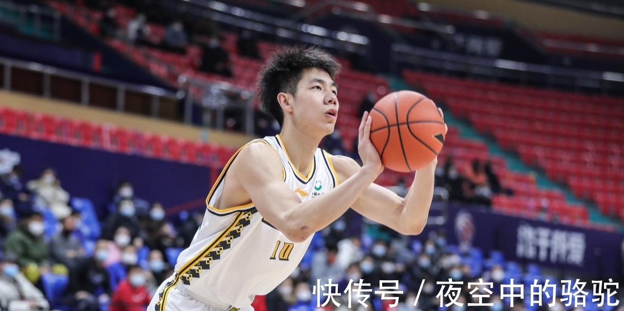 浙江广厦|CBA第一!22岁小将横空出世,中国男篮前锋有救了