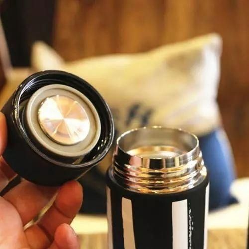  杯子|用这种杯子喝水，倒出来的是“毒水”？！