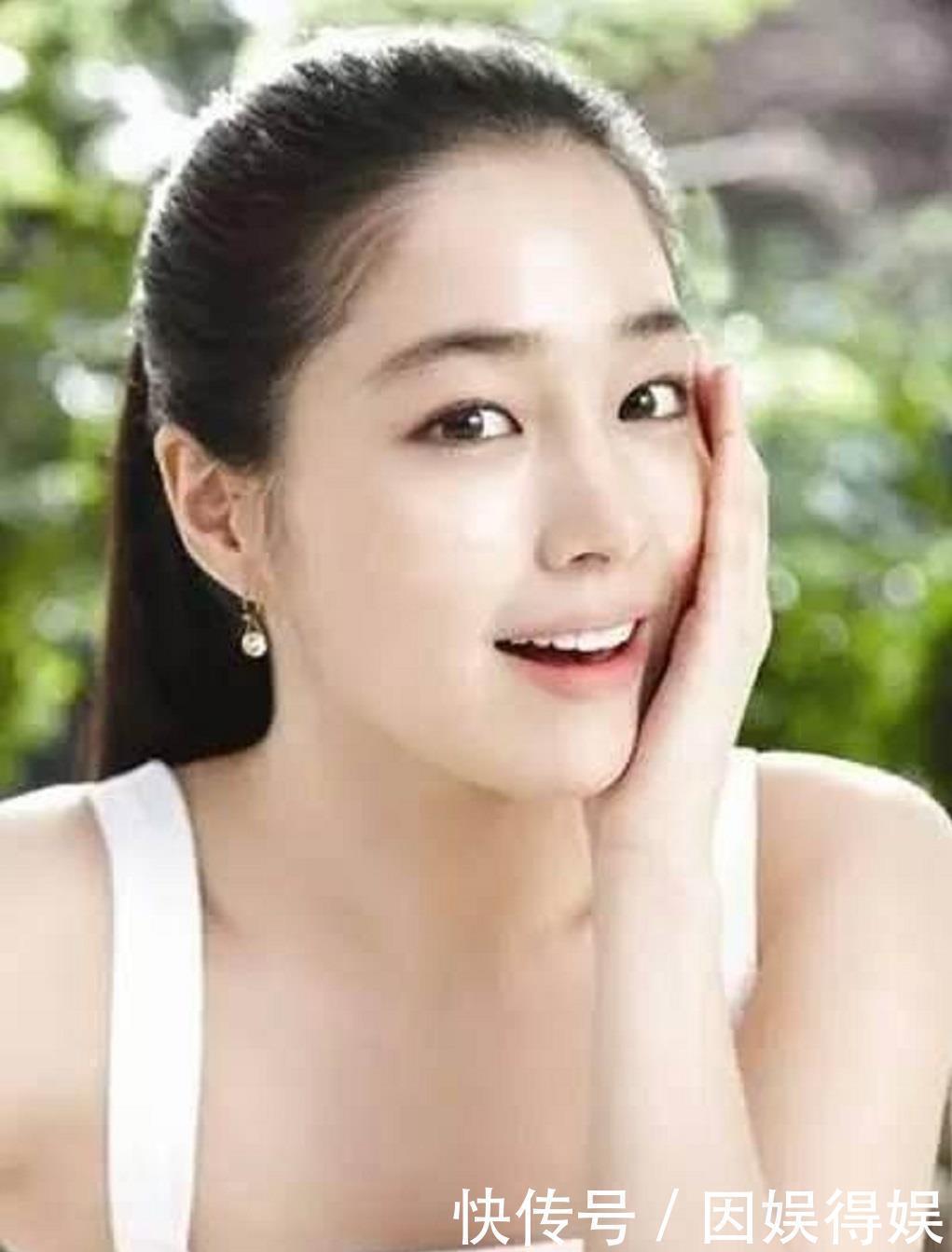 “小苏打”这样用，7天美白嫩肤，20天明显淡斑，色斑妹子不愁了