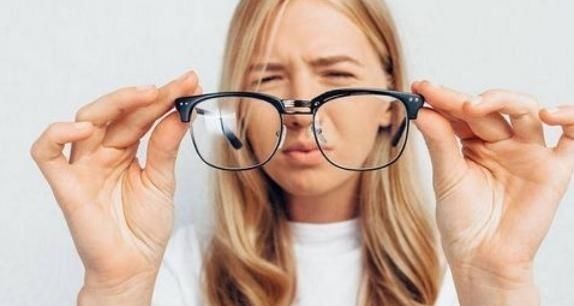 高度近视|多半的近视眼,都是被4个谣言“害”了!可惜多半人都不清楚!