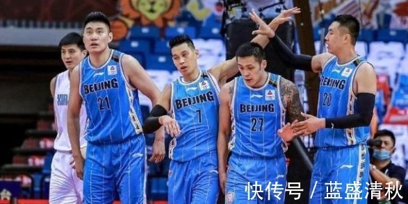 雅尼斯|严惩翟晓川,2.5秒撞飞朱旭航+二次挑衅,慢镜头一幕让人心都凉了!