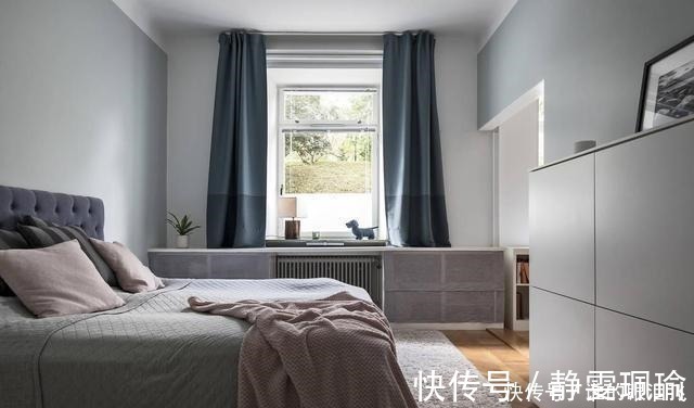 过道|她坚持不买沙发沿墙打书柜桌，比飘窗都实用！55㎡小户型太值了！