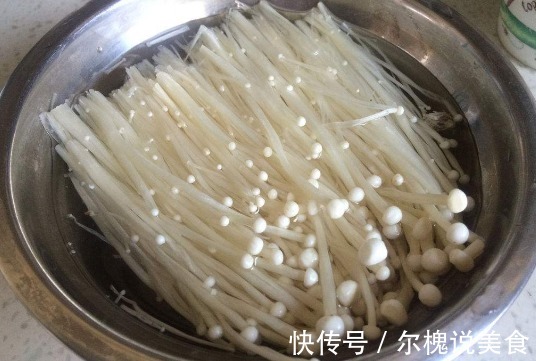 金针菇你家还在吃吗后悔现在才知道，看完快告诉身边人