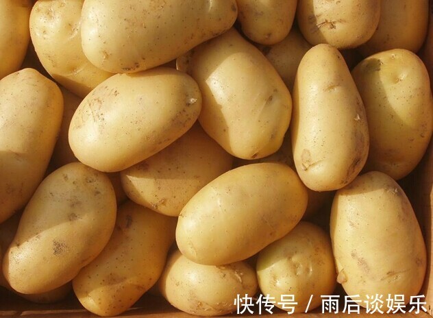 糖尿病患者|糖尿病人除了要少吃糖外,这4中‘发物’也要远离,别再错下去了