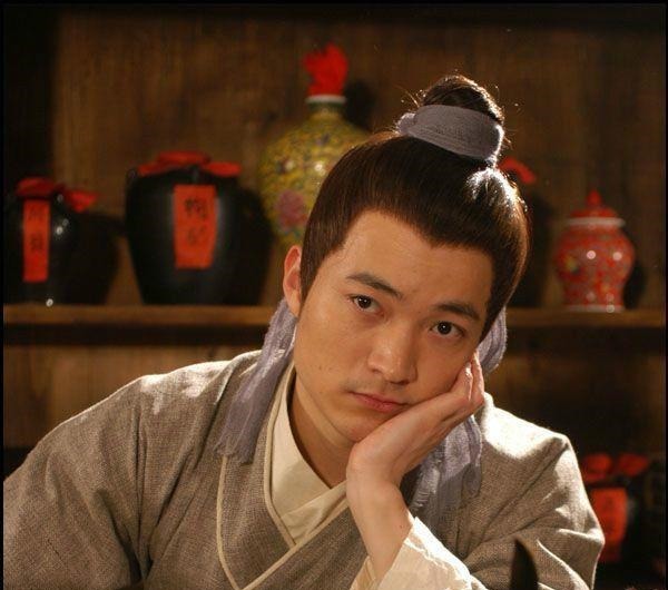 刘婶@姑娘出一上联一病一灾一书生,秀才对出经典下联,姑娘又羞又气!