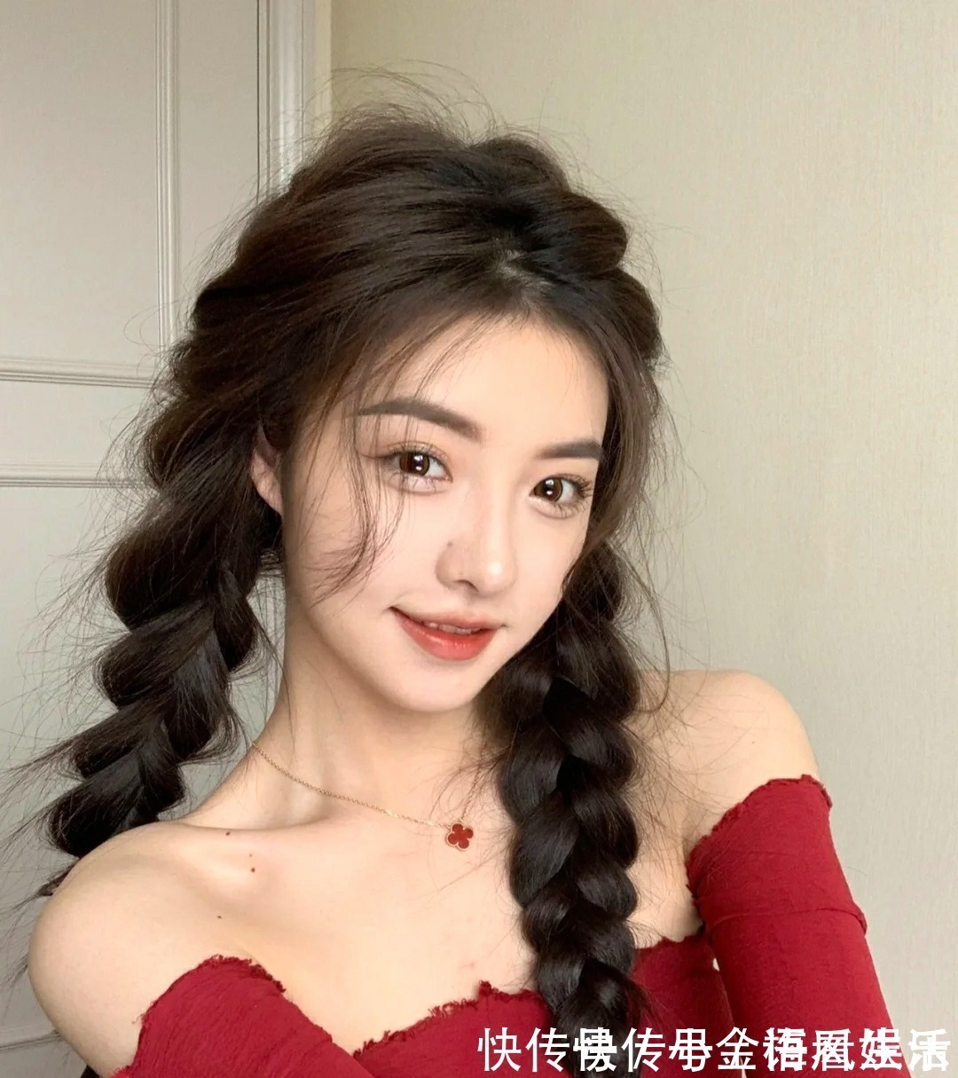 发际线 发型影响着你的颜值,日常的百搭发型值得尝试,简约又百搭