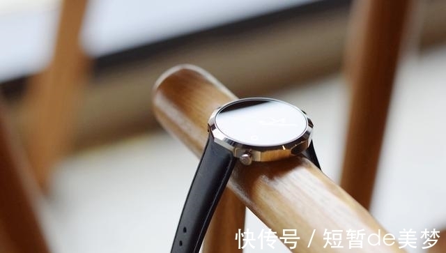 nut 极简设计,蓝宝石表镜,一款令人满意的小米有品手表