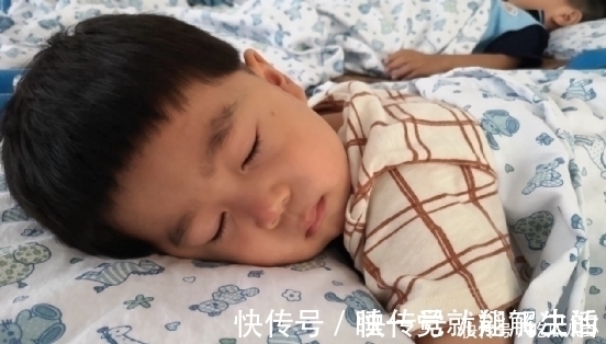 男孩|11岁男孩半年长高25公分,医生:1长高食物,平时可多吃