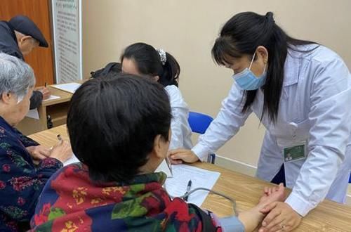 長沙萬福欣：最簡單有效的養(yǎng)生方法就是睡覺