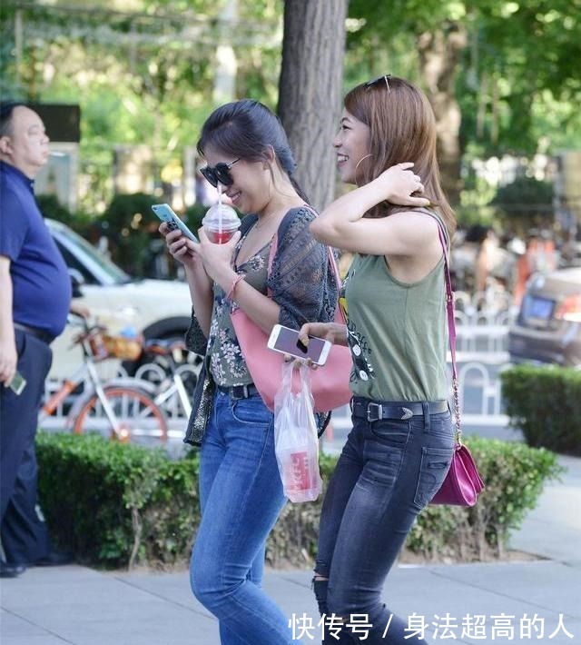 瑜伽裤 丰腴凹凸的瑜伽裤美女,造型风格走在时尚前沿,更显质感!