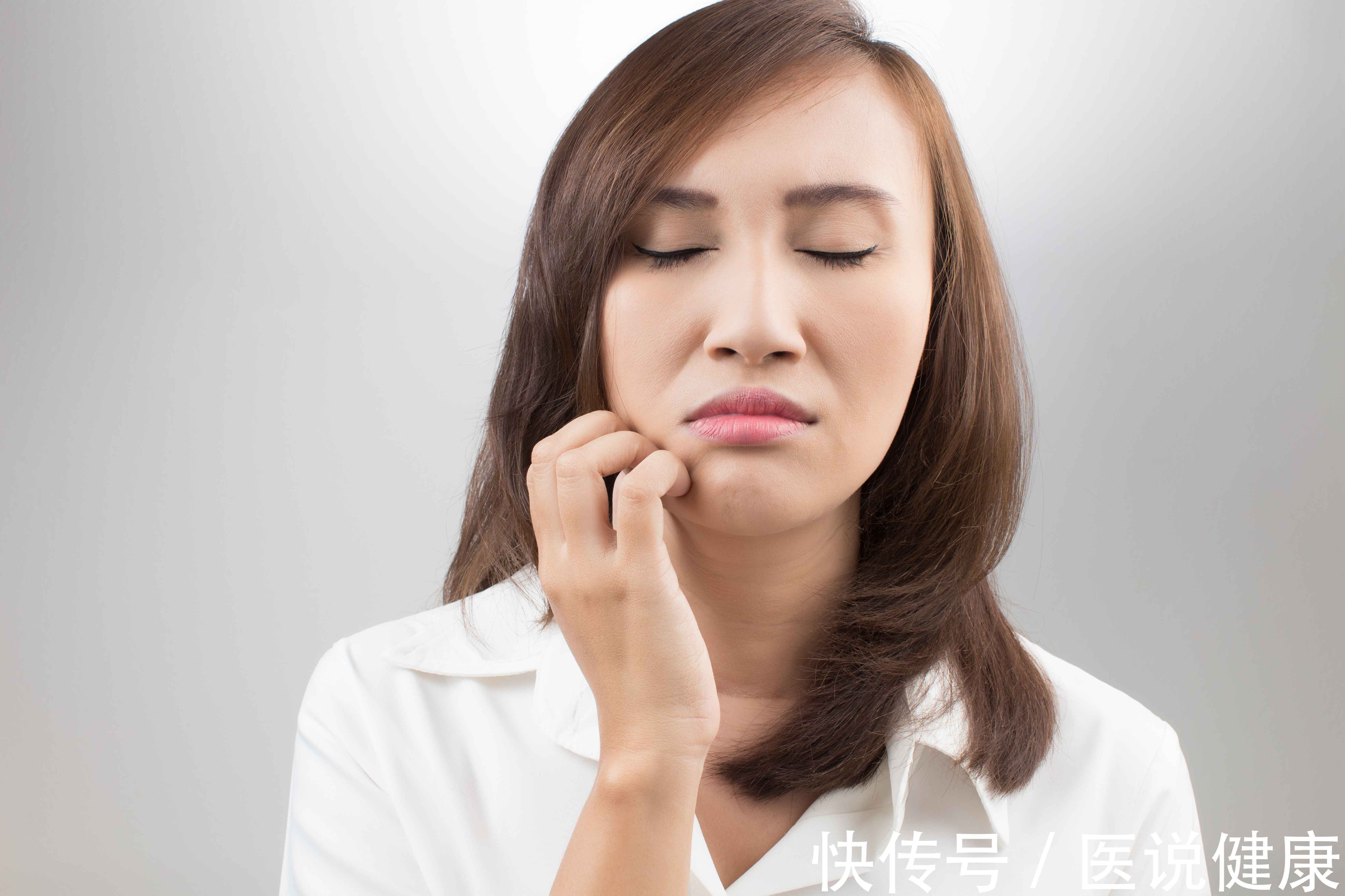 面部|女性出现这7个变化时,多是开始衰老的迹象,请重视起来