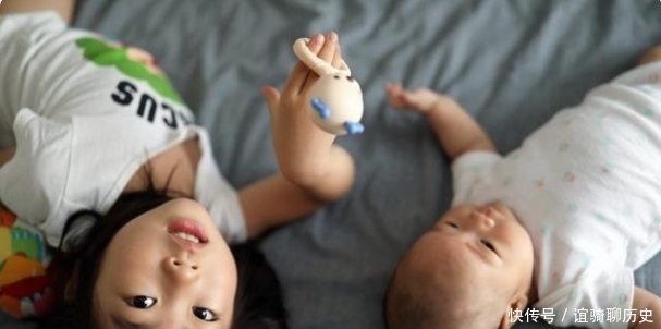 头胎|若头胎是女儿还有必要生二胎吗?90后家长给出的回答,很负责任