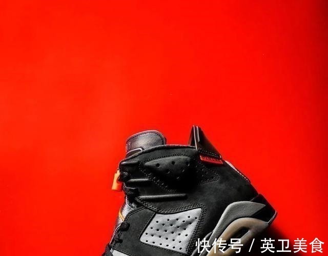 巴黎圣日尔曼 姆巴佩联名詹姆斯这双跨界诞生的LBJ18你爱了吗!