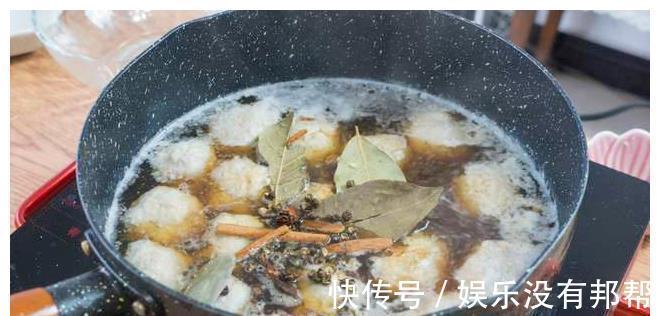 藕丸子|晒晒我家晚餐，4道菜不超过20元，大人小孩都爱，网友：真羡慕