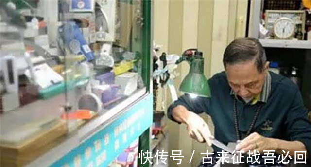 技艺|80岁中国刀王有多厉害！磨一把菜刀千元天价，顾客却遍布半个地球